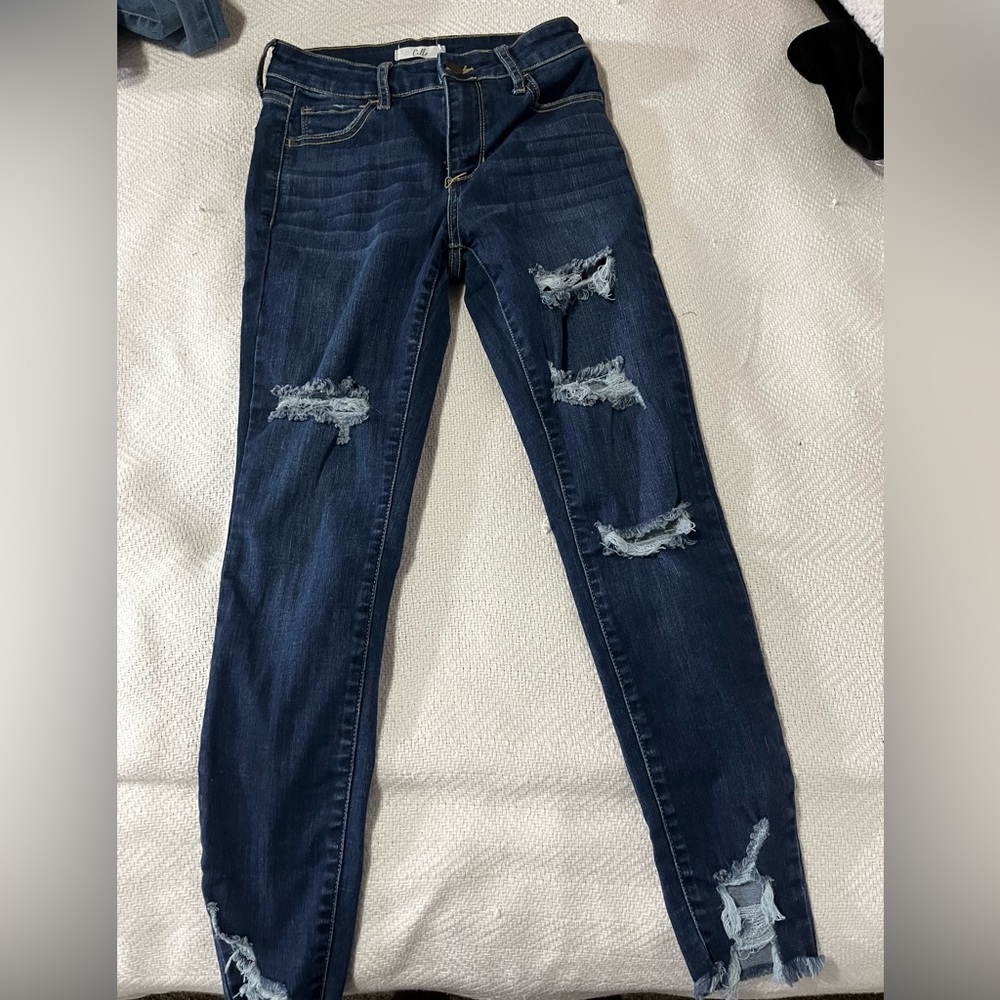 Blue skinny jeans